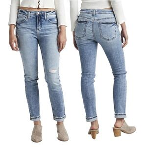 Silver Jeans Beau Girlfriend Fit Jeans Size 30 Light Wash Distressed